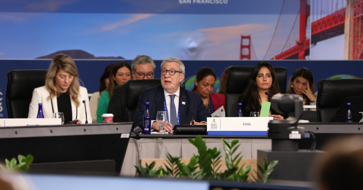 Chancellor attends joint meeting of APEC Foreign and Trade Ministers