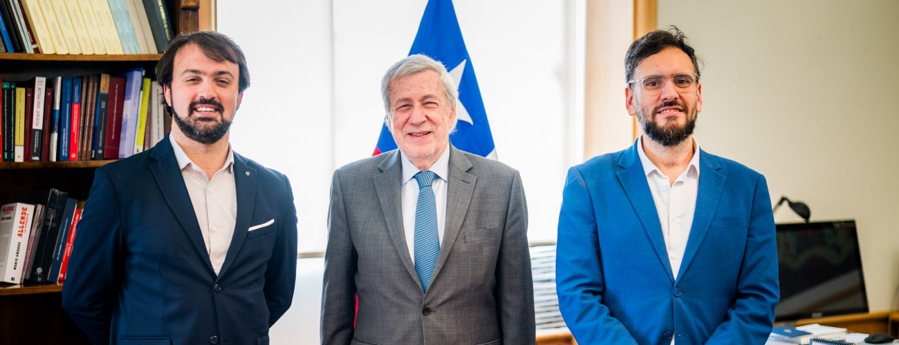 Canciller se reúne con diputado Tomás de Rementería y alcalde Jorge Sharp