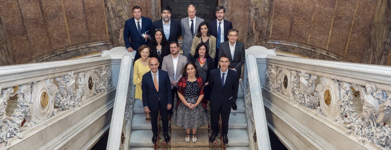 Canciller Antonia Urrejola sostiene encuentro con empresarios en España