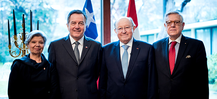 Canciller asiste a conmemoración de Fiestas Patrias de Perú